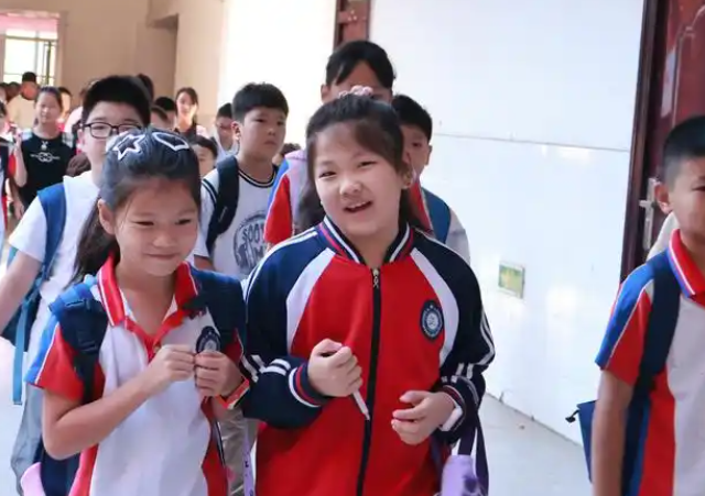 下降心思落差家长多鼓舞交流不指责施压协助学生树立学习决心 下降心思落差家长多鼓舞交流不指责施压协助学生树立学习决心